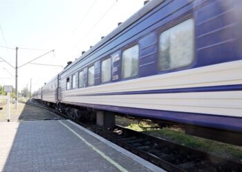 Регіональні поїзди, що курсують через Шостку і Конотоп, прямують із суттєвими затримками