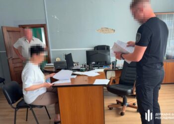 Рішення для уникнення мобілізації: за матеріалами ДБР повідомлено про підозру двом суддям із Конотопа