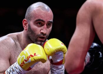 Тоні Йока відмовився від бою проти Гассієва, його може замінити Джо Джойс