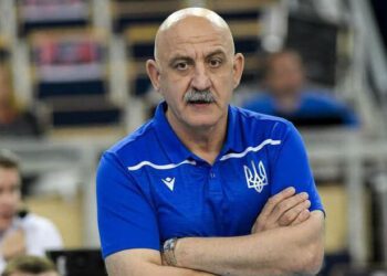 Тренер чинних чемпіонок України бореться з важкою формою раку