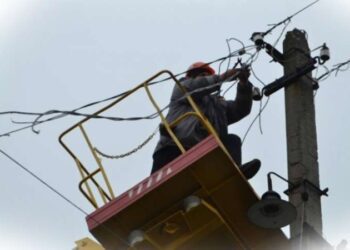 У кількох селах Шосткинської громади п’ять днів триватимуть планові відключення електроенергії