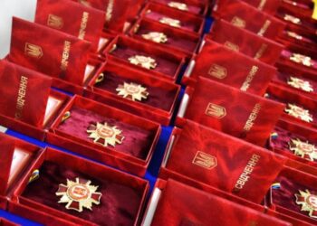 У Конотопі посмертно присвоїли звання «Почесний громадянин» 40 Захисникам України