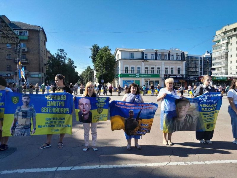 У Роменській громаді провели акцію «Дзвони надії» на підтримку полонених і безвісти зниклих Захисників