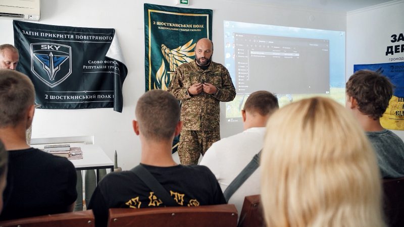 Від першого польоту дроном до розуміння ціни захисту України: у Шостці відбувся Урок звитяги + Відео