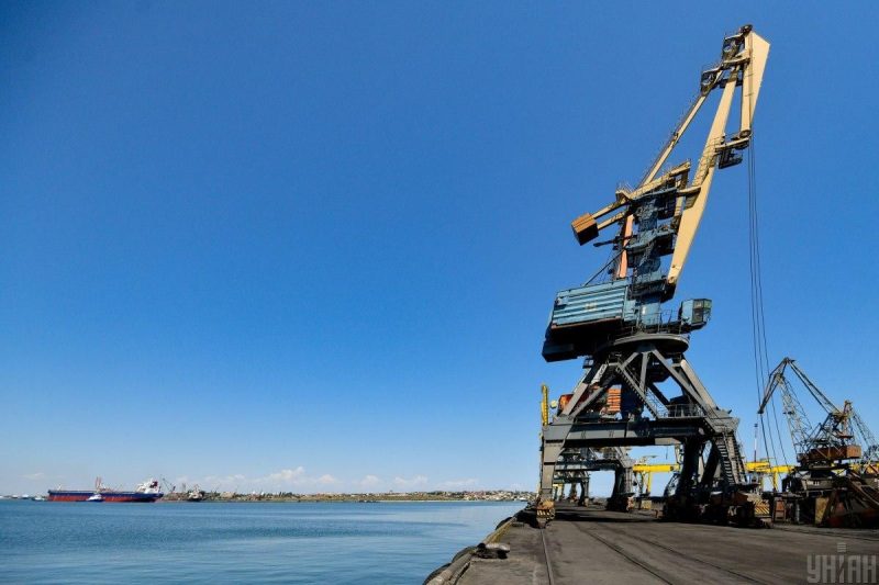 ЗМІ порахували, скільки Україна втрачає за кожен день блокади портів