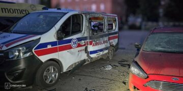 Уночі росіяни свідомо атакували автомобілі швидкої допомоги у Сумах