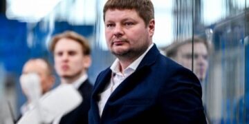 Збірна України з хокею в елітному дивізіоні виступить із новим тренером