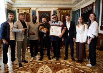 Зеленський отримав особливий подарунок від Кроуфорда