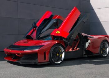 Який виробник заробляє найбільше на кожному проданому авто