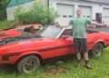 Один із 32: 55-річний Ford Mustang за $200 000 роками іржавіє просто неба (ВІДЕО)