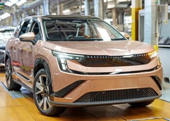 Флагман для родини: найбільший кросовер Skoda надійшов у виробництво (ФОТО)