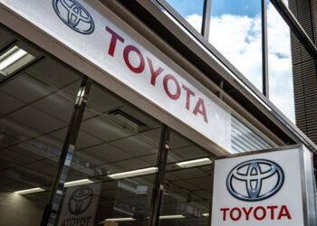 Росія знищила склад запчастин Toyota в Україні