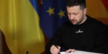 Україна запровадила санкції проти виробників озброєння для РФ