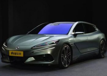 Denza готує екстремальний універсал Z9 GT