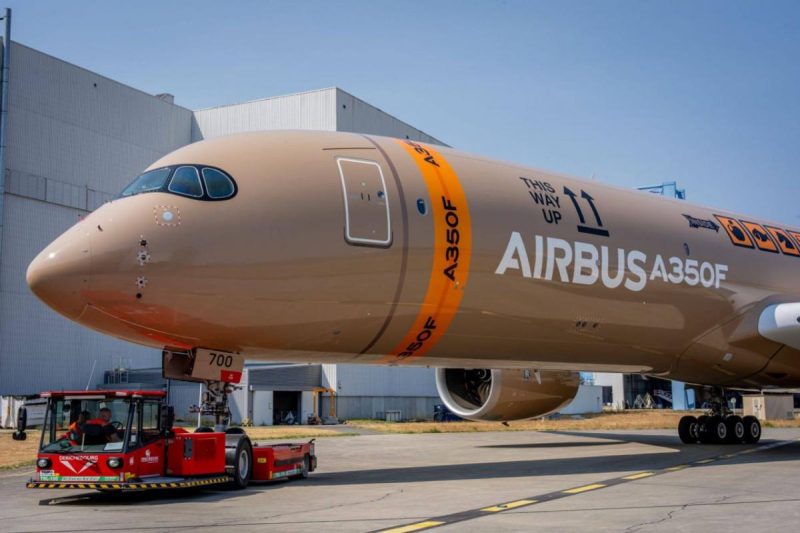 Анонсовано перший політ величезного транспортника нового покоління від Airbus (фото)