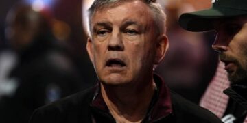 Експерт закликав Усика відмовитися від “останнього танцю”