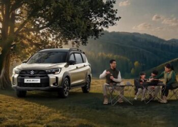 Suzuki показала новий позашляховий мінівен XL7