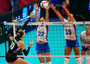 Чемпіонат Європи з волейболу. Жінки. Матчі 23 серпня. Дивитись онлайн LIVE