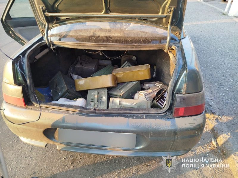 Двох жителів Сумщини викрили на збуті боєприпасів та гранатометів&nbsp;
