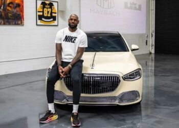 Легенда НБА продає на аукціоні свій новітній ексклюзивний Maybach (ФОТО)