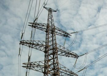 Енергетики повідомляють про масштабне знеструмлення на Сумщині