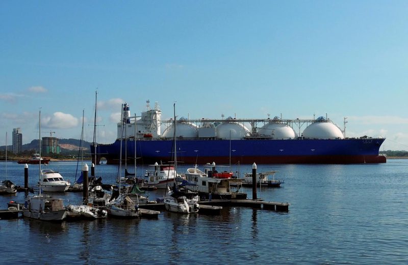 Імпорт скрапленого газу з Росії до ЄС різко зріс: яка країна купила найбільше