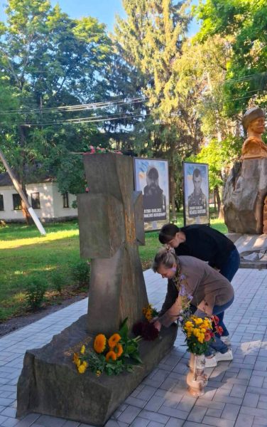 На Конотопщині вшановують пам&rsquo;ять загиблих Захисників і Захисниць України
