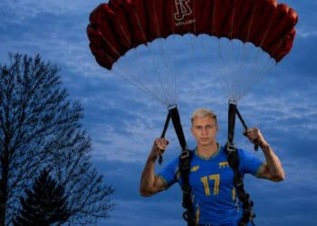 ОФІЦІЙНО. 11-разовий чемпіон країни підписав гравця збірної України