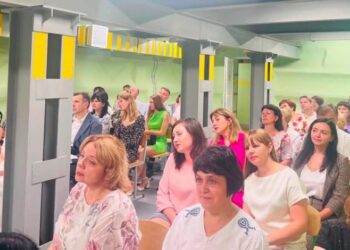 Освіта, безпека, партнерство: у Кролевці обговорили готовність до нового навчального року