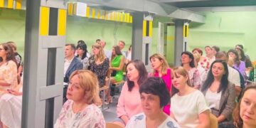 Освіта, безпека, партнерство: у Кролевці обговорили готовність до нового навчального року