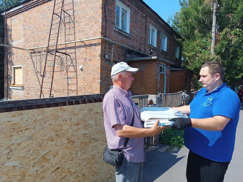 Після обстрілу Конотопа постраждалим жителям надали гуманітарну та психологічну допомогу