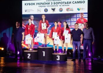 Самбістки з Сумщини здобули шість медалей на Кубку України