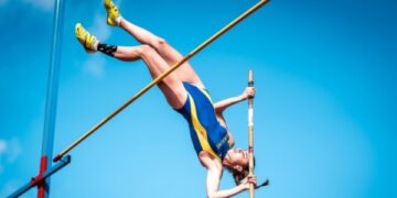 Стрибунка з жердиною Бельченко здобула «срібло» юніорського ЧС у США