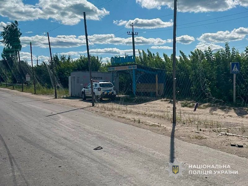 У Шостці травмовано 61-річну жінку, пошкоджено житлові будинки + Фото