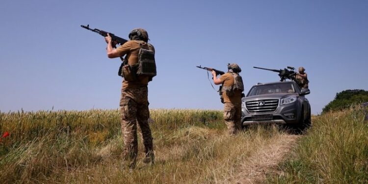 За добу прикордонники знищили майже три десятки російських БпЛА у небі над Сумщиною