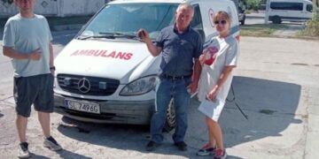 Зноб-Новгородська громада отримала медичний автомобіль для потреб мешканців