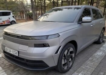 Новий Hyundai Kona на підході: радикально змінений дизайн і до 190 к.с.
