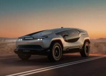 Запас ходу 560 км і двері, як у DeLorean: Саудівська Аравія показала перші власні електрокари (ФОТО)