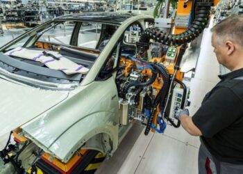 Audi офіційно запустила виробництво нового A2 e-tron (ФОТО)