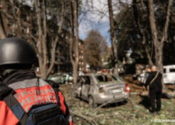23 людини постраждали внаслідок ворожих ударів КАБ по Сумах, серед них – 4 дітей
