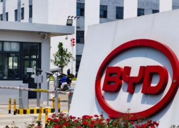 BYD планує відкрити в Європі чотири заводи