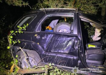 На Охтирщині водій KIA загинув у смертельній ДТП, пасажирку госпіталізували