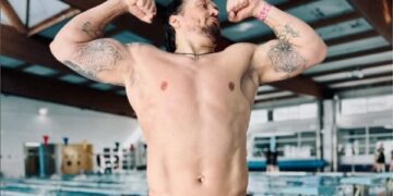 Усик потренувався в компанії зіркового боксера