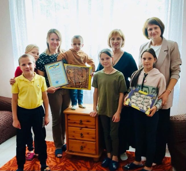 На Кролевеччині привітали родини з Днем усиновлення