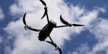 На Путивльщині FPV-дрон атакував ремонтну бригаду РЕМ, є загиблий і поранений