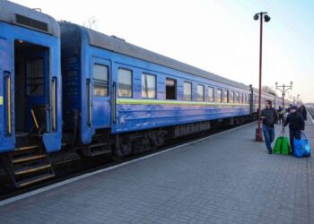 Пасажирів поїзда Жмеринка – Конотоп чекатимуть на пересадку в Конотопі