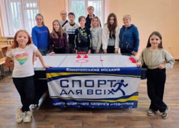 У Конотопі «Спорт для всіх» провів змагання з аерохокей серед дітей