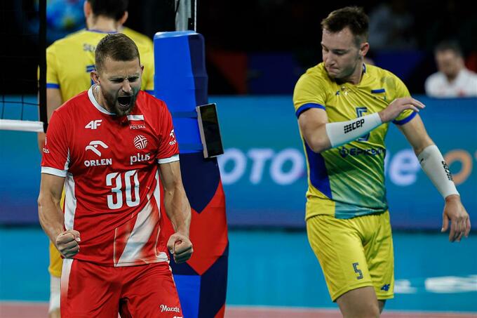 Україна та Польща визначили лідера групи на Євроволеї