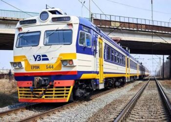 В Укрзалізниці повідомили про затримку потягу Конотоп – Шостка