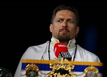 Бою Усика і Вайлдера не буде: боксери не дійшли згоди у фінансовому питанні